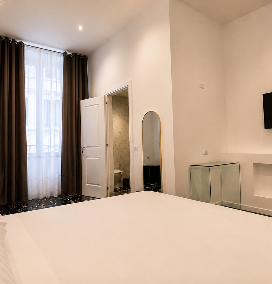 Deluxe King Room, photo 3