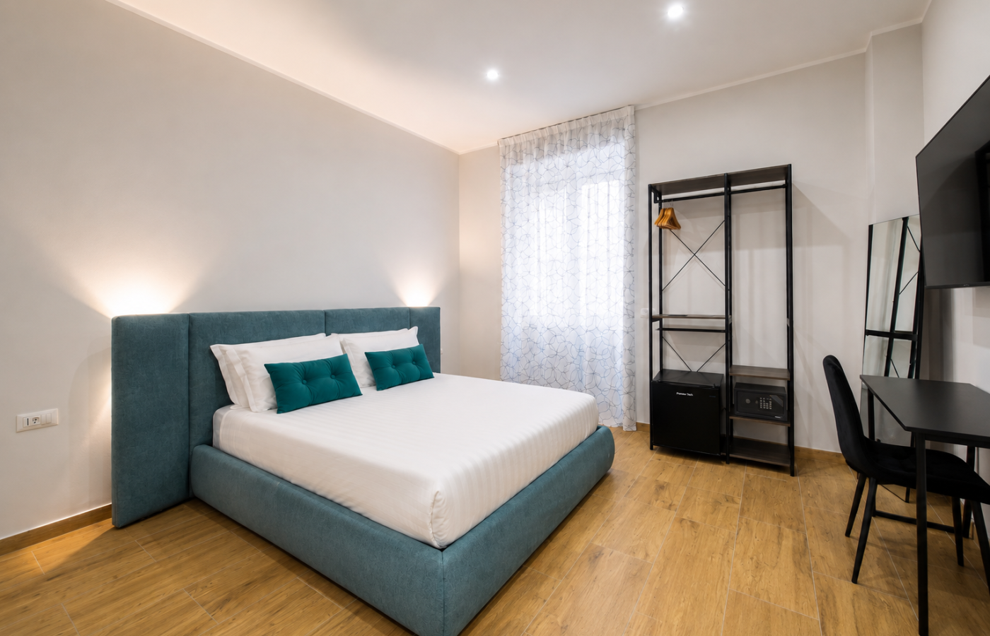 Queen Room with Jacuzzi, photo 1